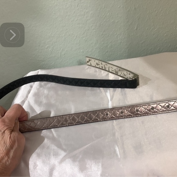 Michael Kors Black and Silver Belt Sleek Design - Picture 2 of 2